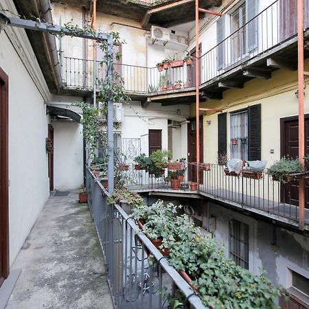 V.Le Certosa Comfy Studio! Lägenhet Milano Exteriör bild